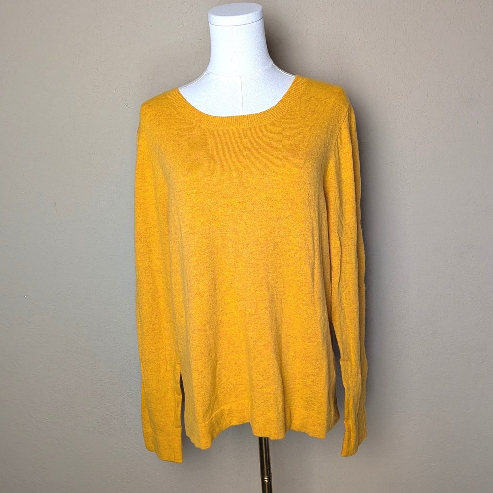 J. Crew Women's long sleeve Sweater Lightweight Preppy Classic Workwear